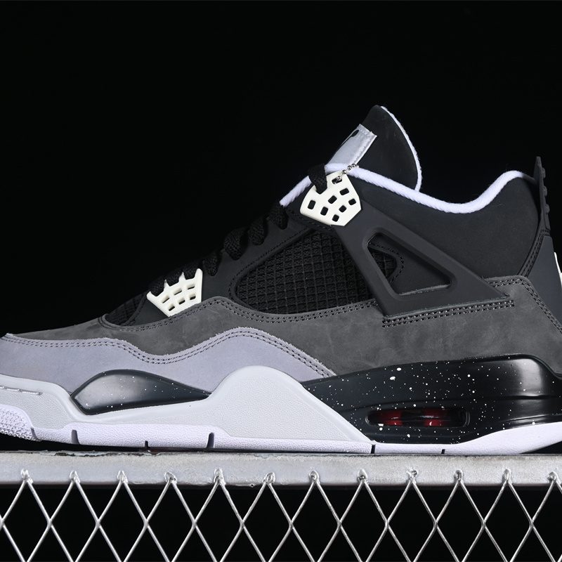 AJ4 Retro 'Fear' Sneaker- 626969-030