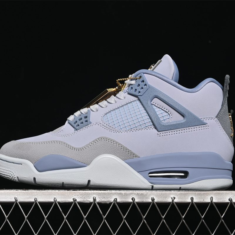 AJ4 Retro UNC Tar Heels Player Exclusive HV9204-407