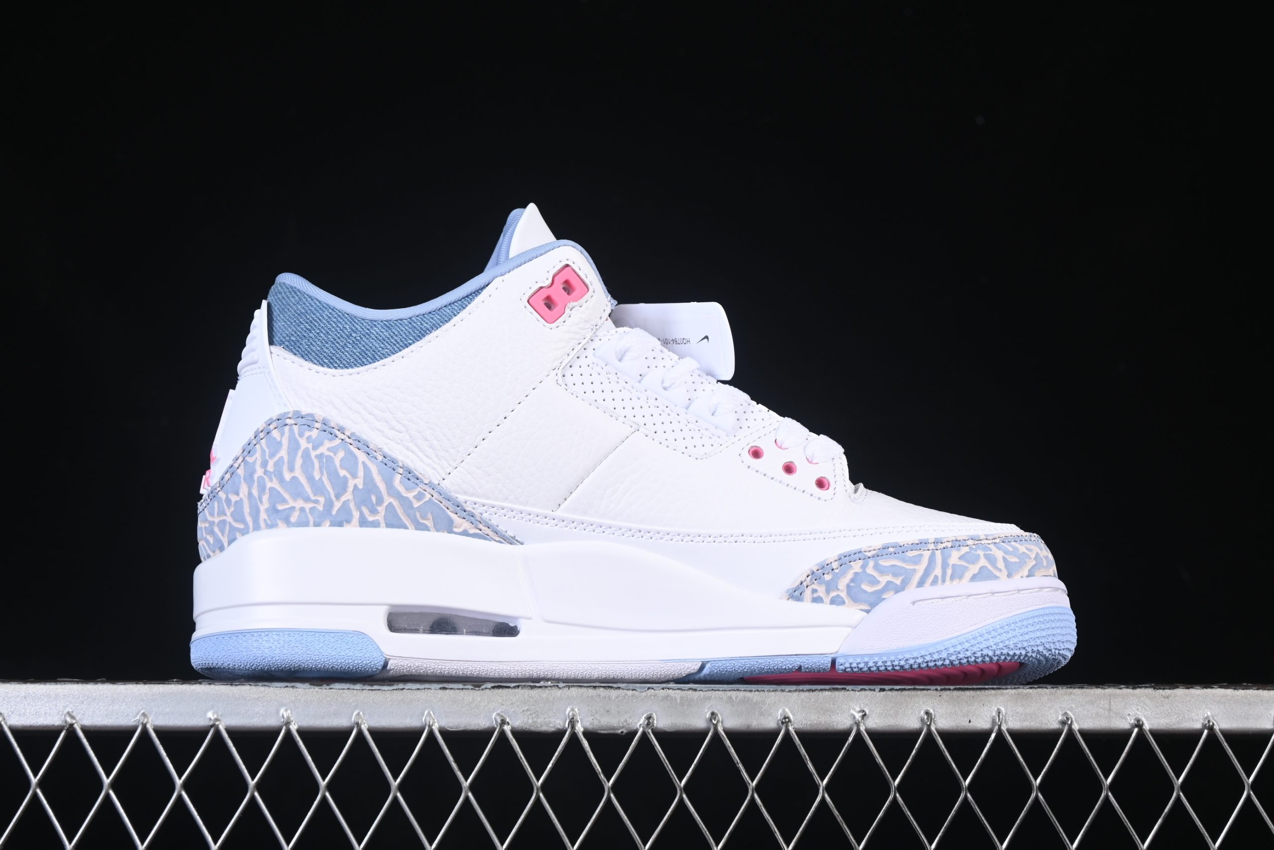 AJ3 Retro White Cobalt Bliss HQ0784-101 - Image 2