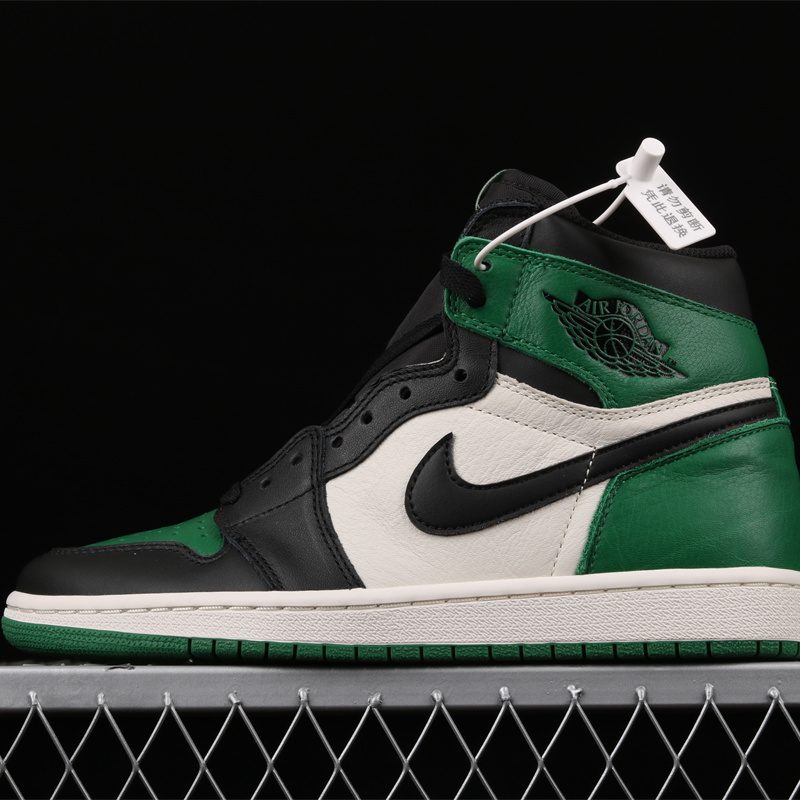 AJ1 Retro 1 High OG Pine Green Black Toe Sail White 555088-302