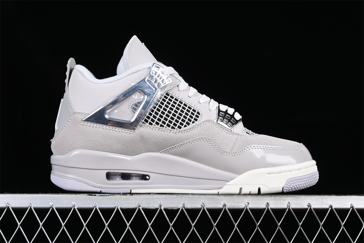 AJ4 Retro Frozen Moments AQ9129-001 - Image 6