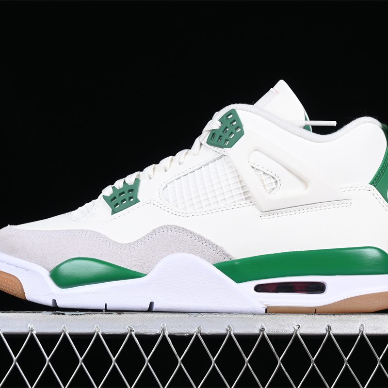 AJ4 Retro SP 'Pine Green'DR5415-103