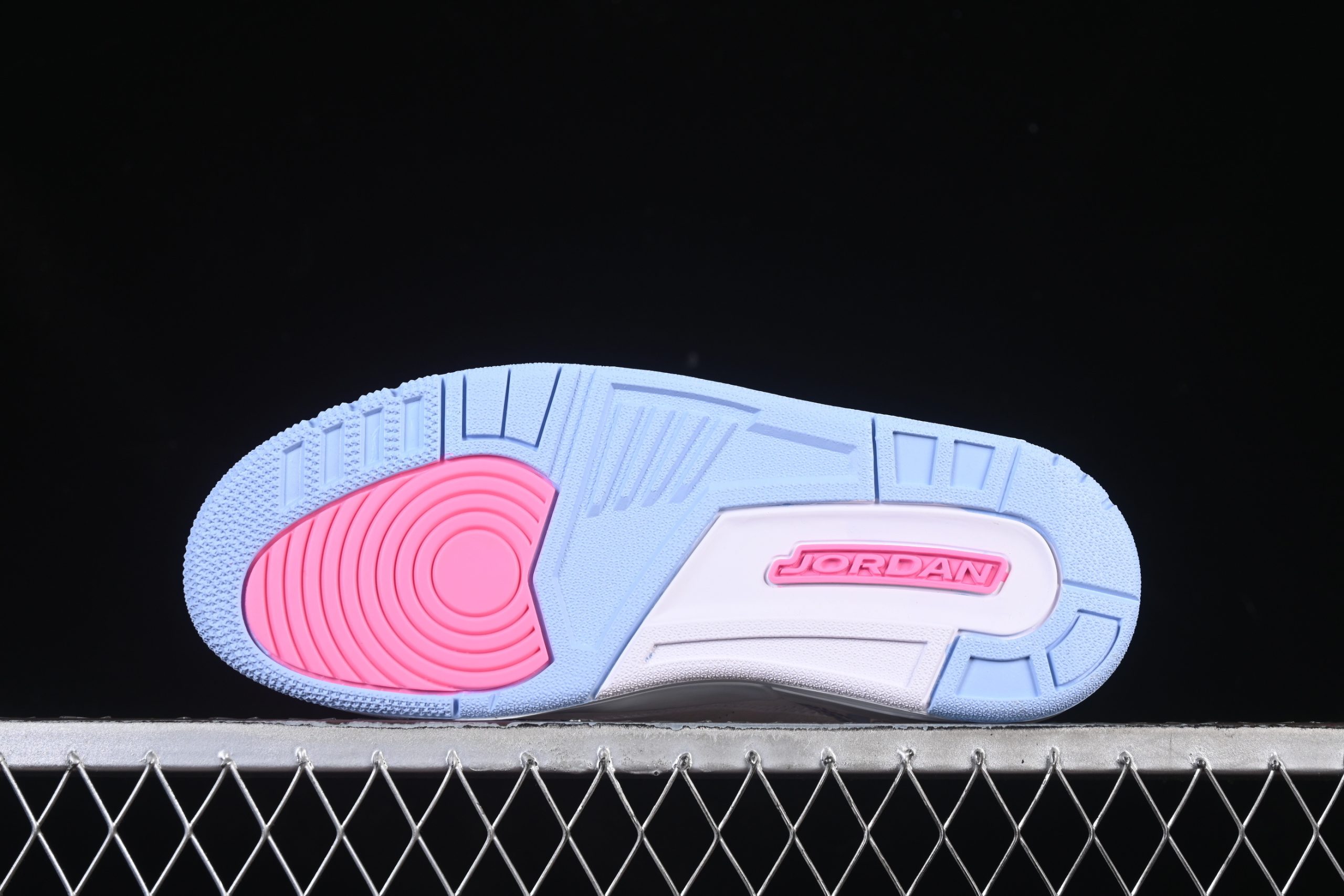 AJ3 Retro White Cobalt Bliss HQ0784-101 - Image 6