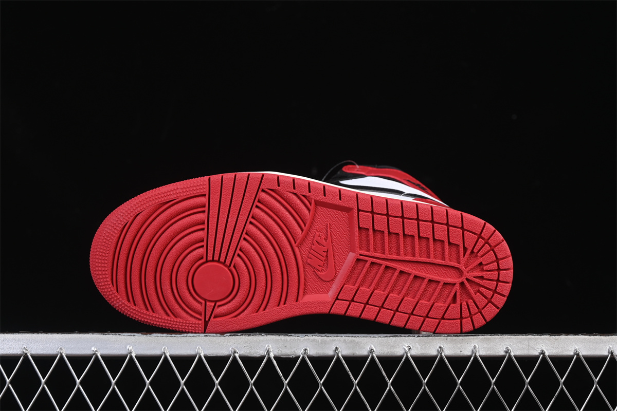 AJ1 Retro High OG Black Toe Reimagined DZ5485-106 - Image 6