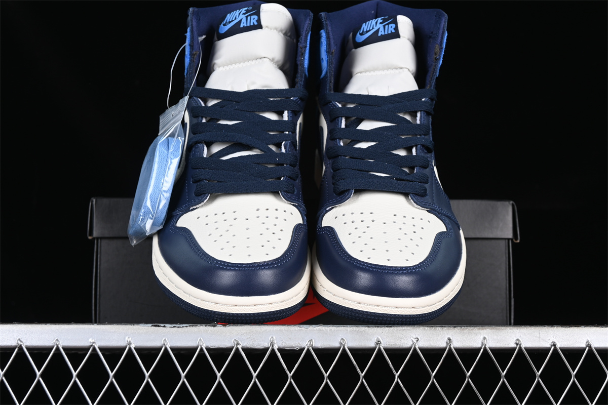 AJ1 Retro High OG 'Obsidian' 555088-140 - Image 4