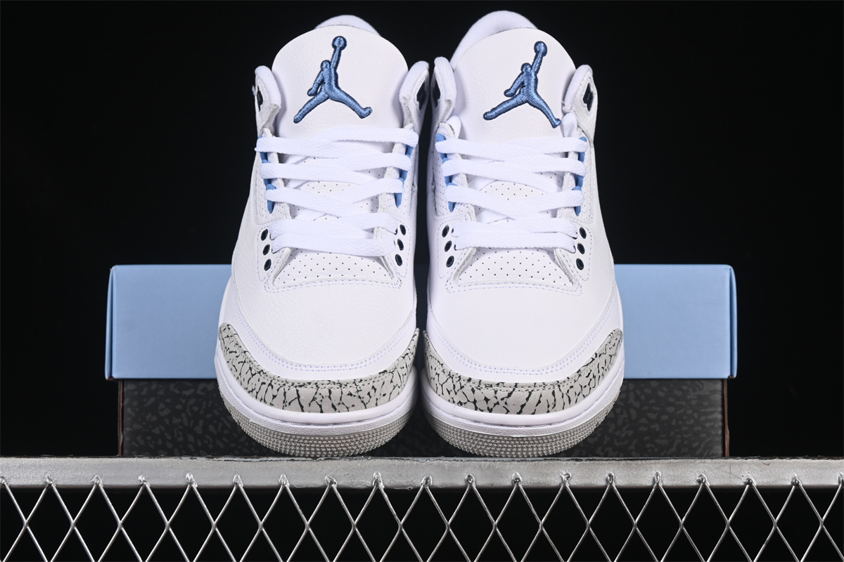 AJ3 Sneaker Retro UNC CT8532-104 - Image 3