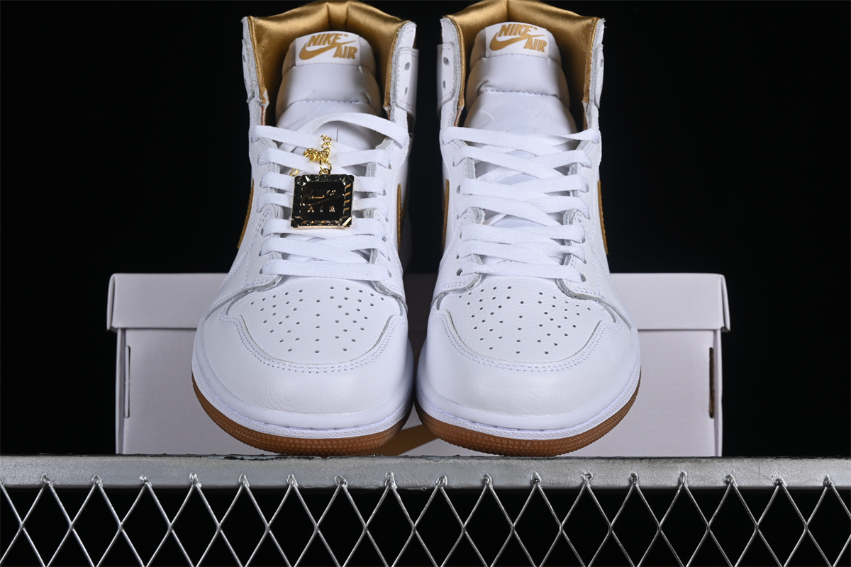 AJ1 Retro High OG Metallic Gold FD2596-107 - Image 4