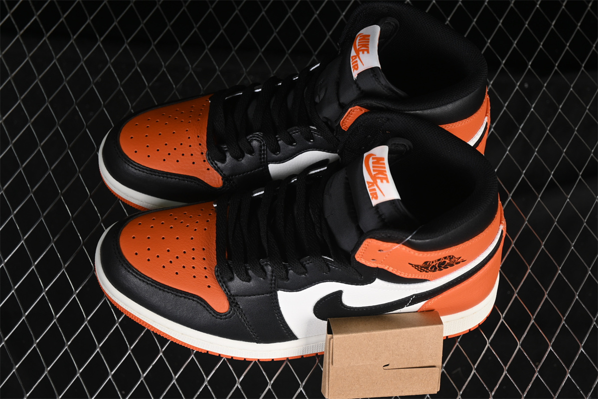 AJ1 Retro High OG Shattered Backboard DZ5485-008 - Image 5