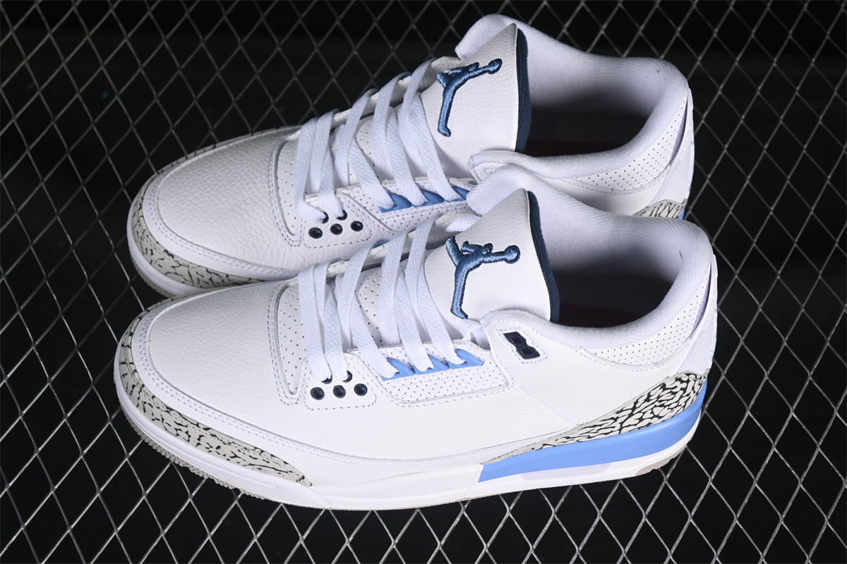 AJ3 Sneaker Retro UNC CT8532-104 - Image 4