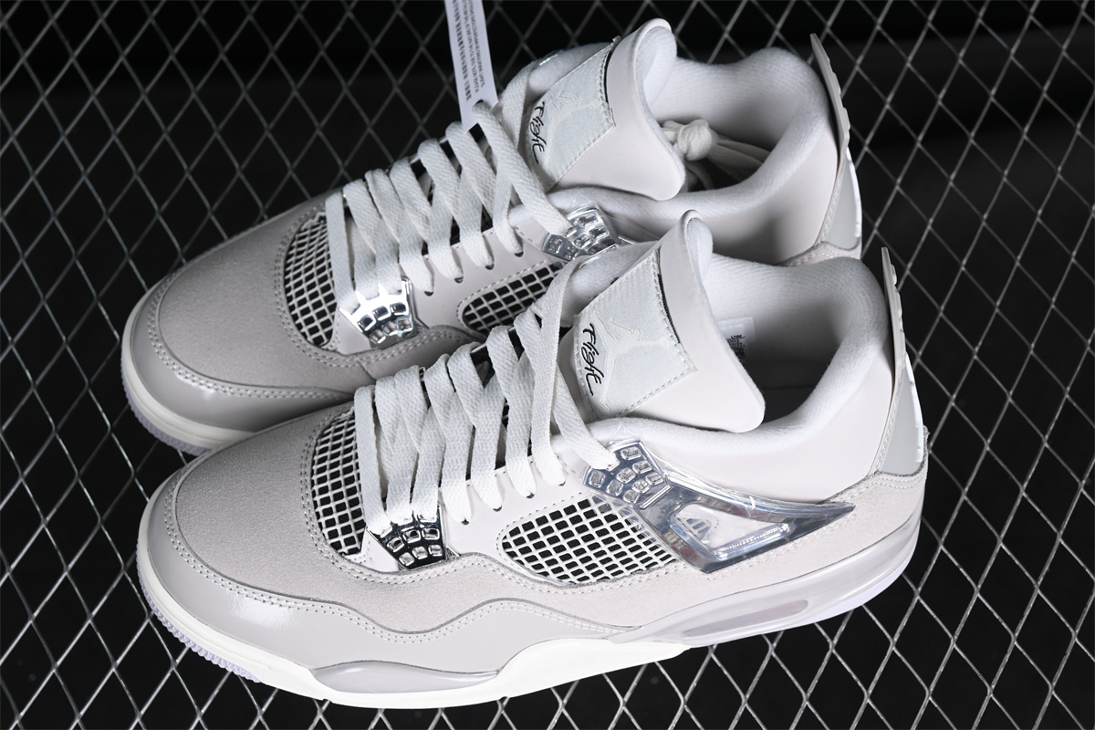 AJ4 Retro Frozen Moments AQ9129-001 - Image 2